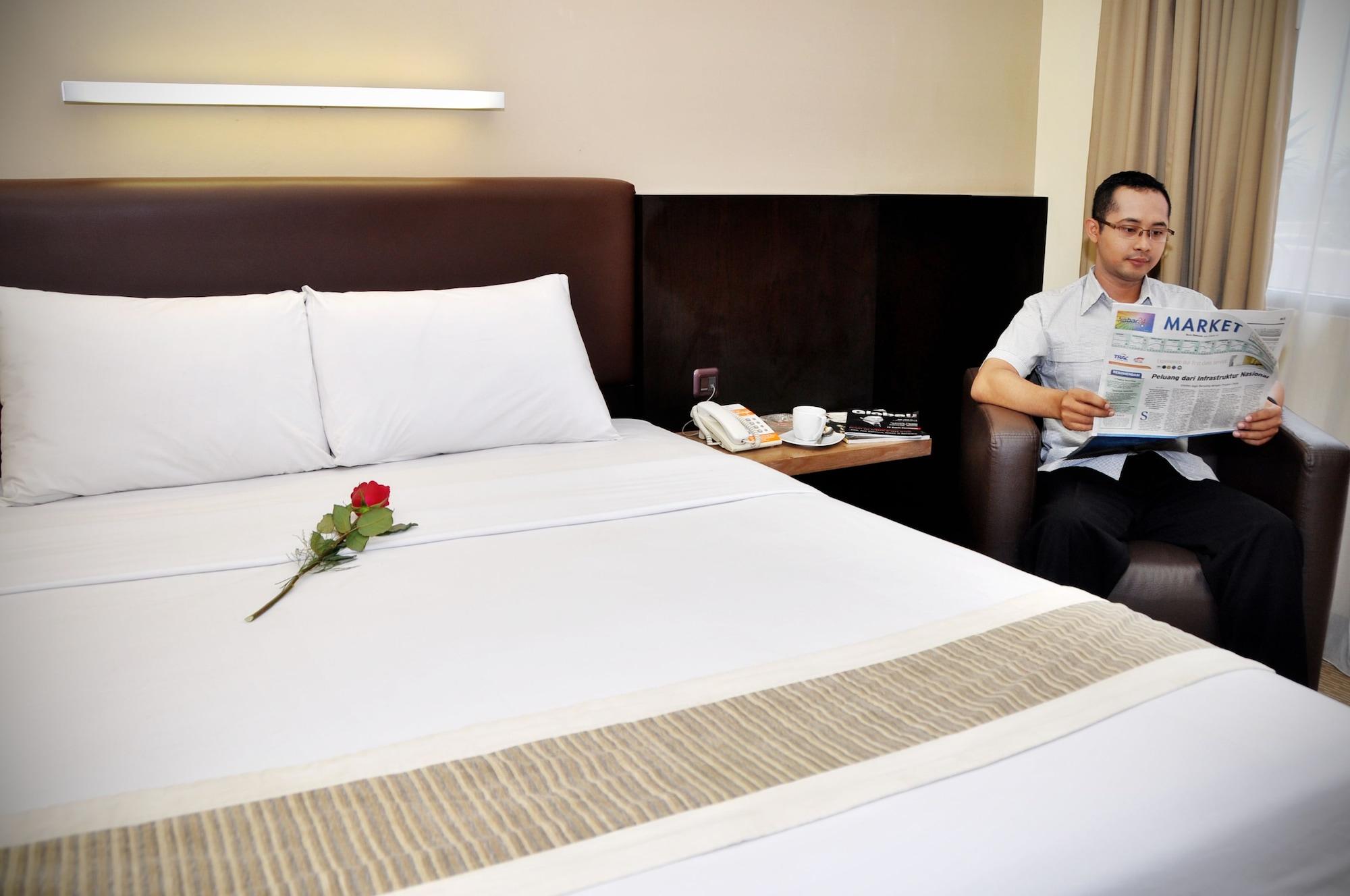 Pandanaran Hotel Семаранг Екстер'єр фото