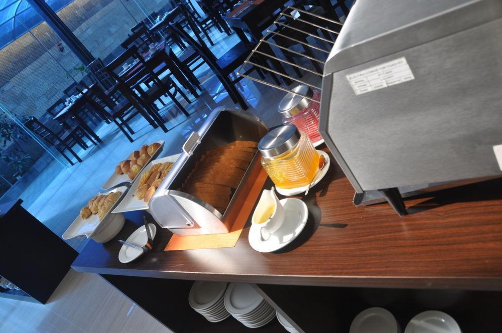 Pandanaran Hotel Семаранг Екстер'єр фото