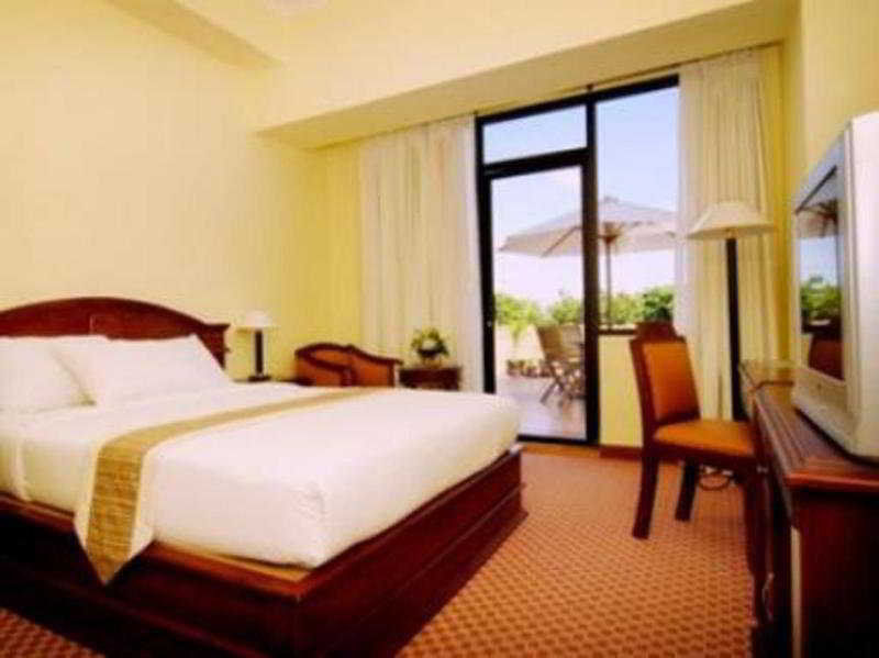 Pandanaran Hotel Семаранг Екстер'єр фото