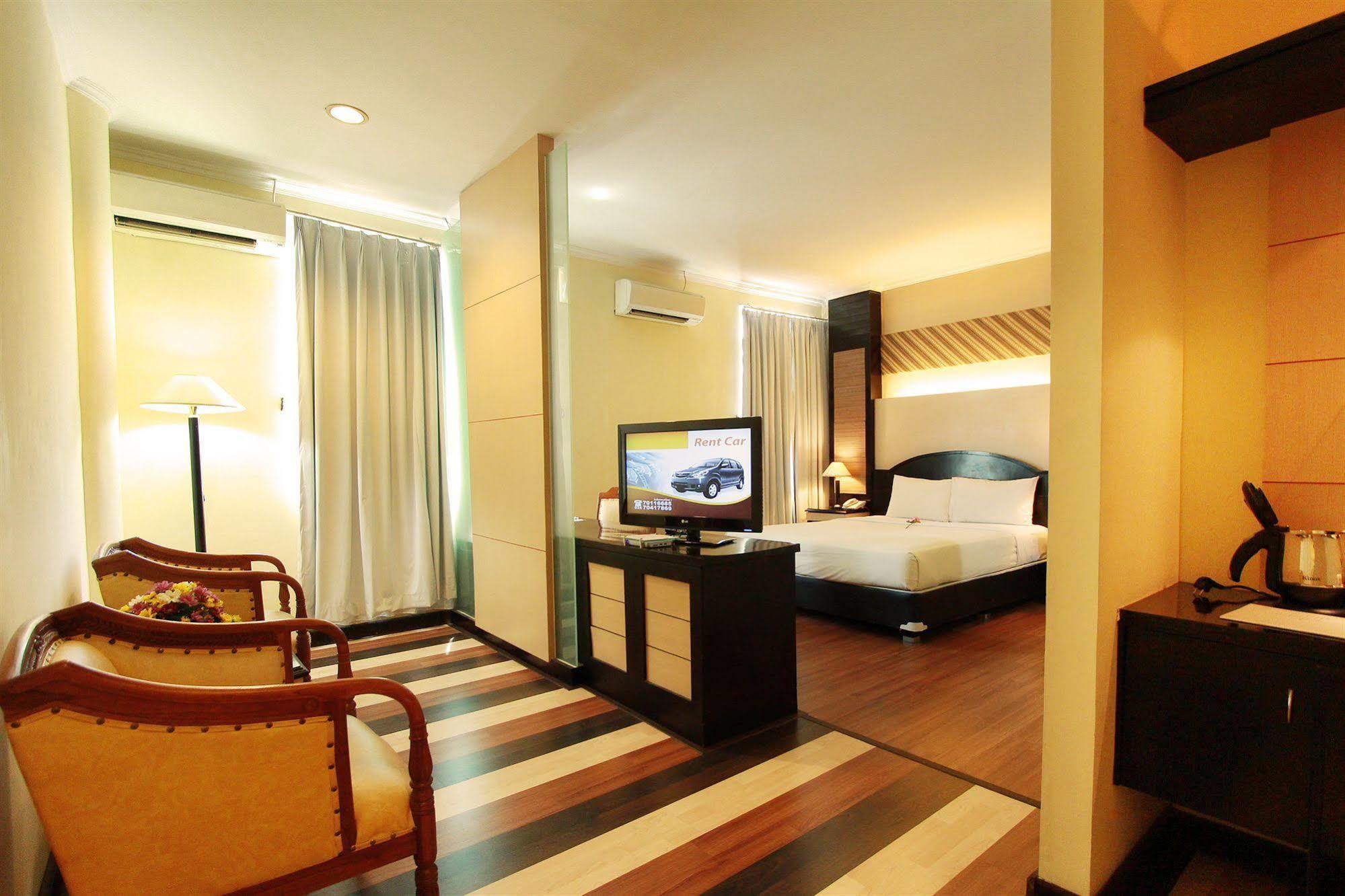Pandanaran Hotel Семаранг Екстер'єр фото