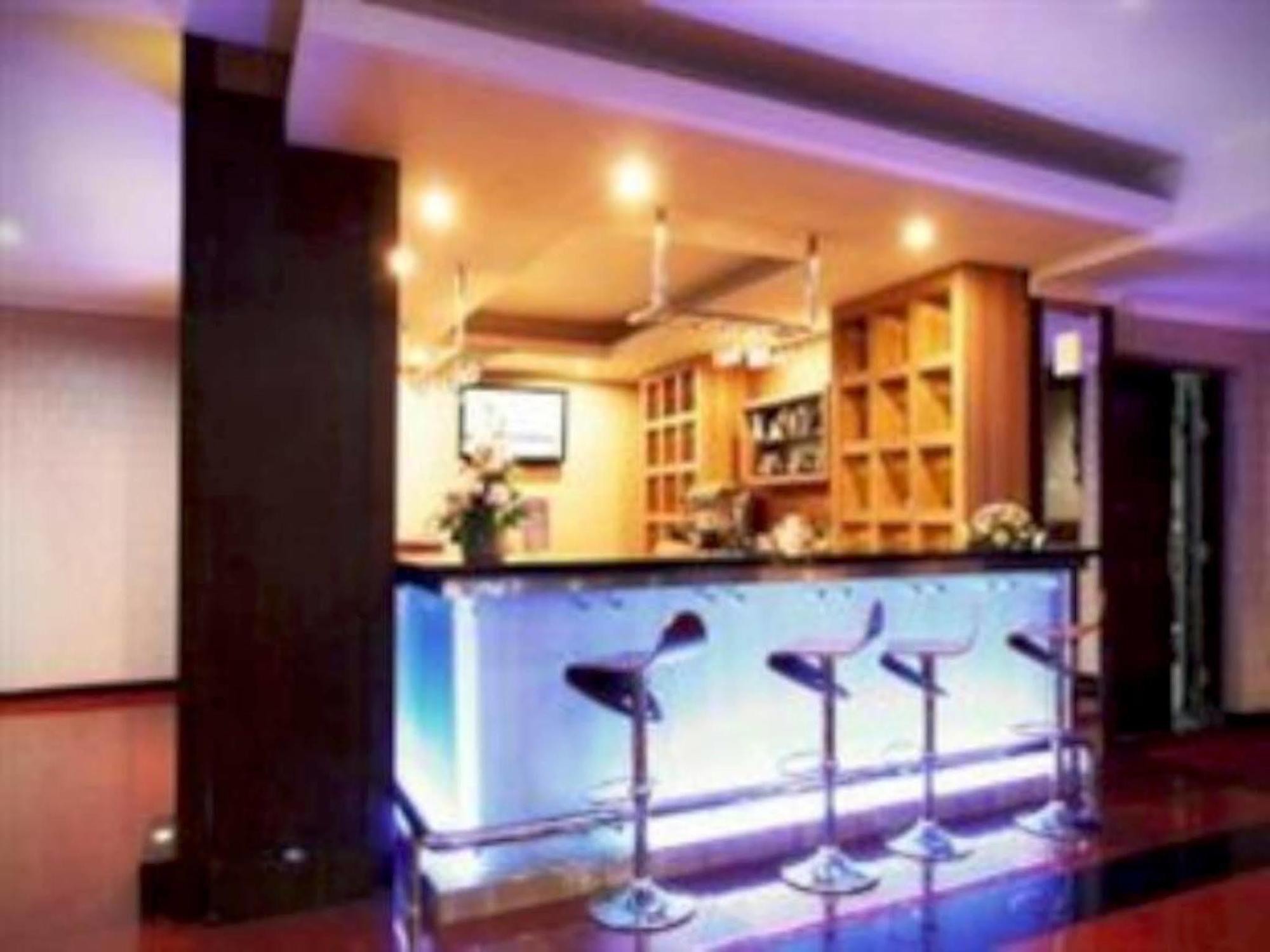 Pandanaran Hotel Семаранг Екстер'єр фото