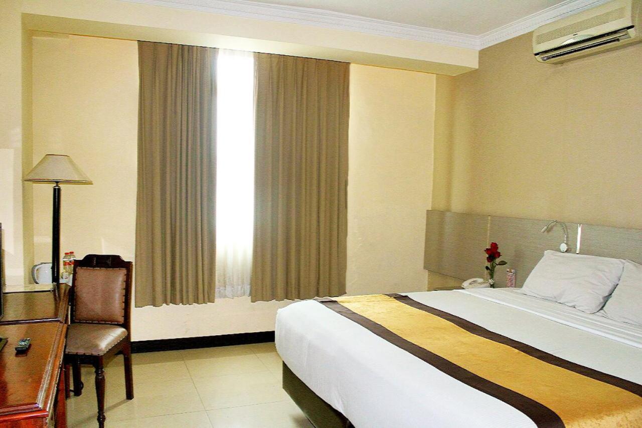 Pandanaran Hotel Семаранг Екстер'єр фото